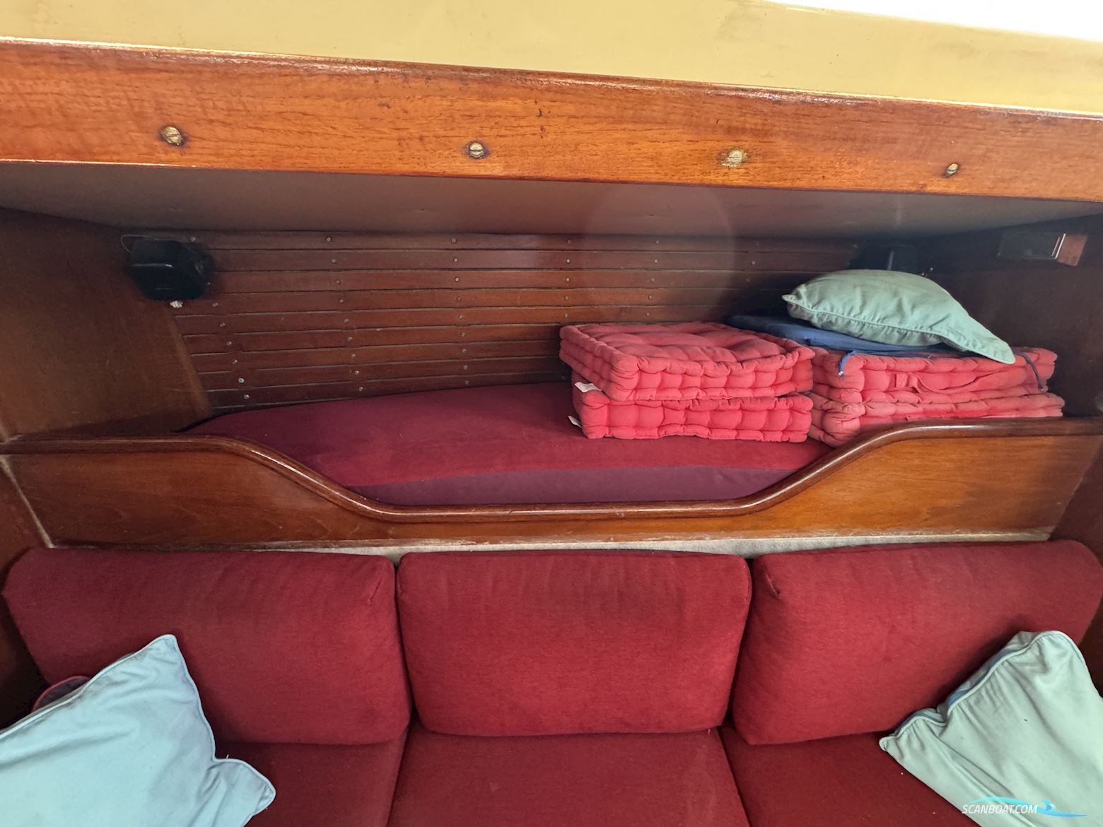 Nautor Swan 38