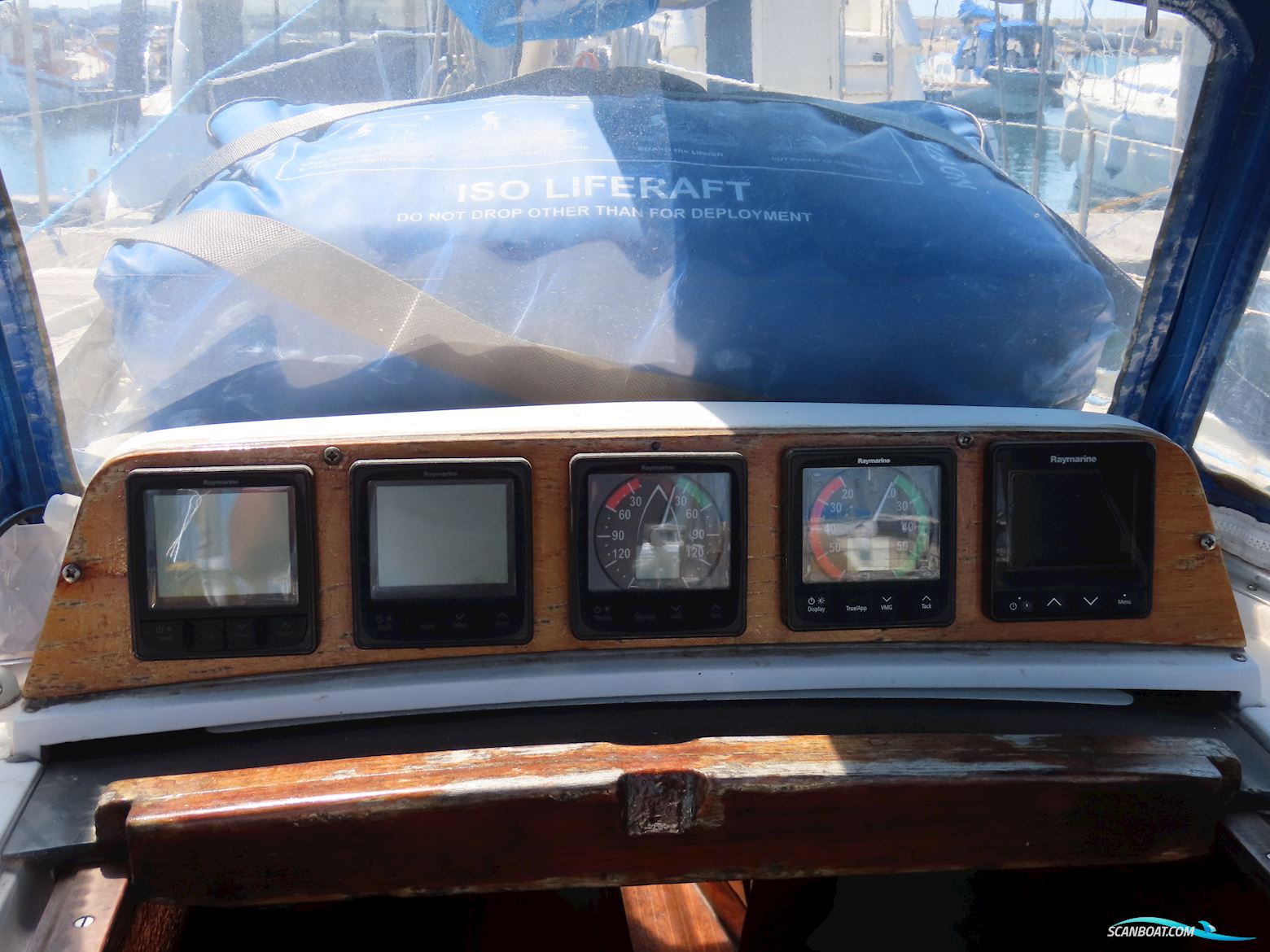 Nautor Swan 38