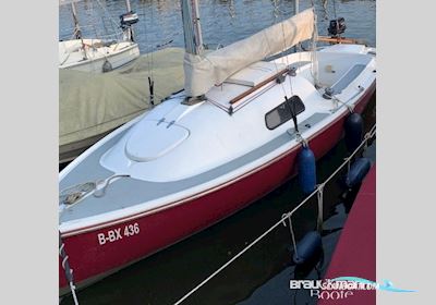 Neptun P15er Kielschwerter Segelbåt 1979, med Tohatsu motor, Tyskland