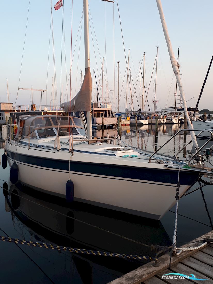 Nordship 28 Segelbåt 1985, med Nani NK 3.75 HE motor, Tyskland