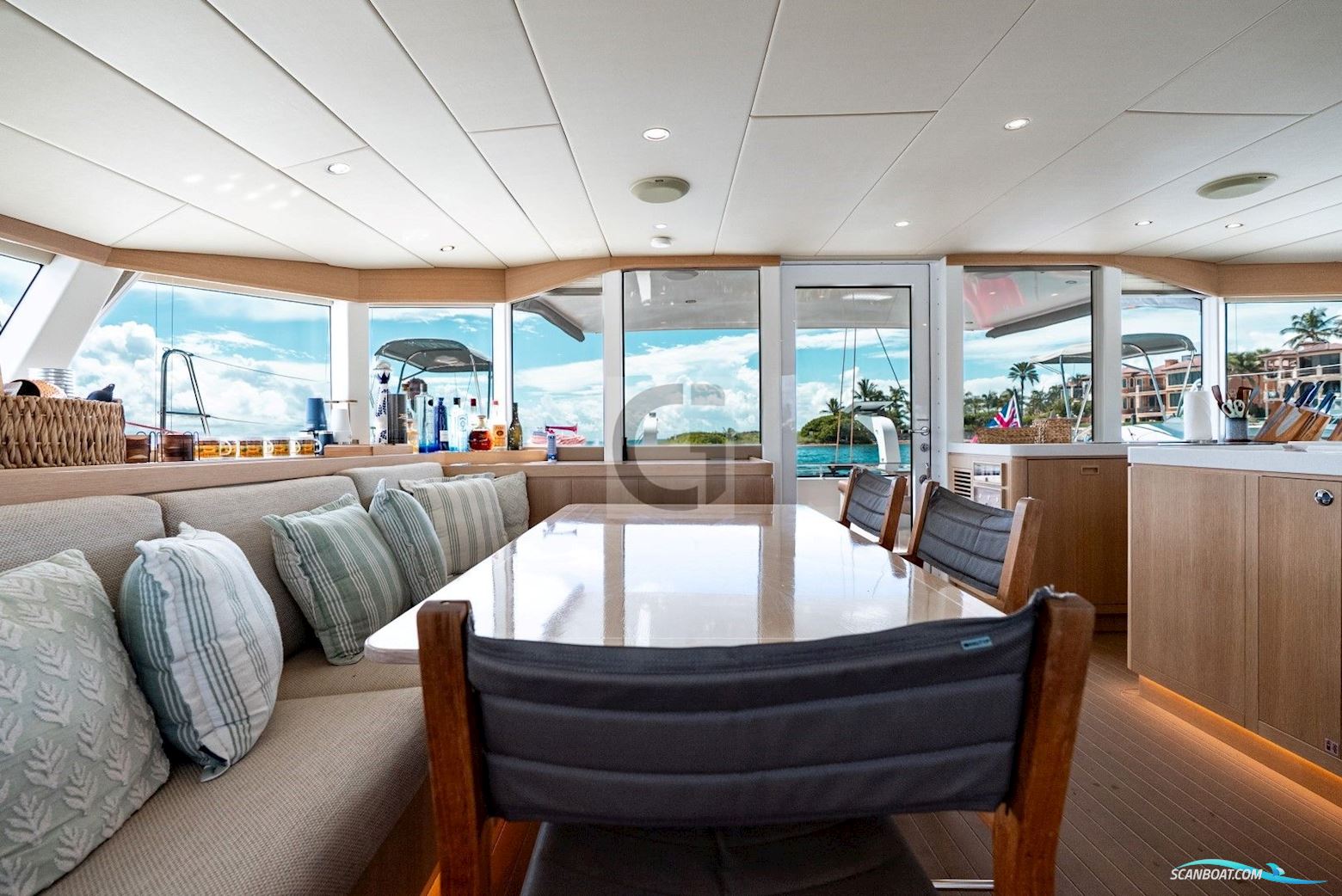 Ocean Explorer 60