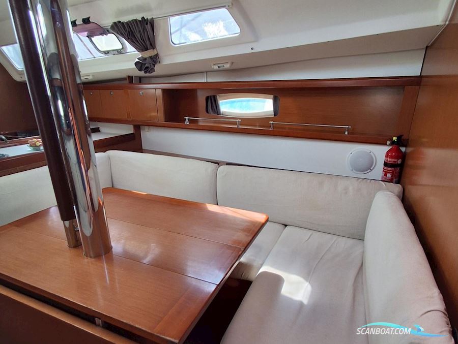 Oceanis 34