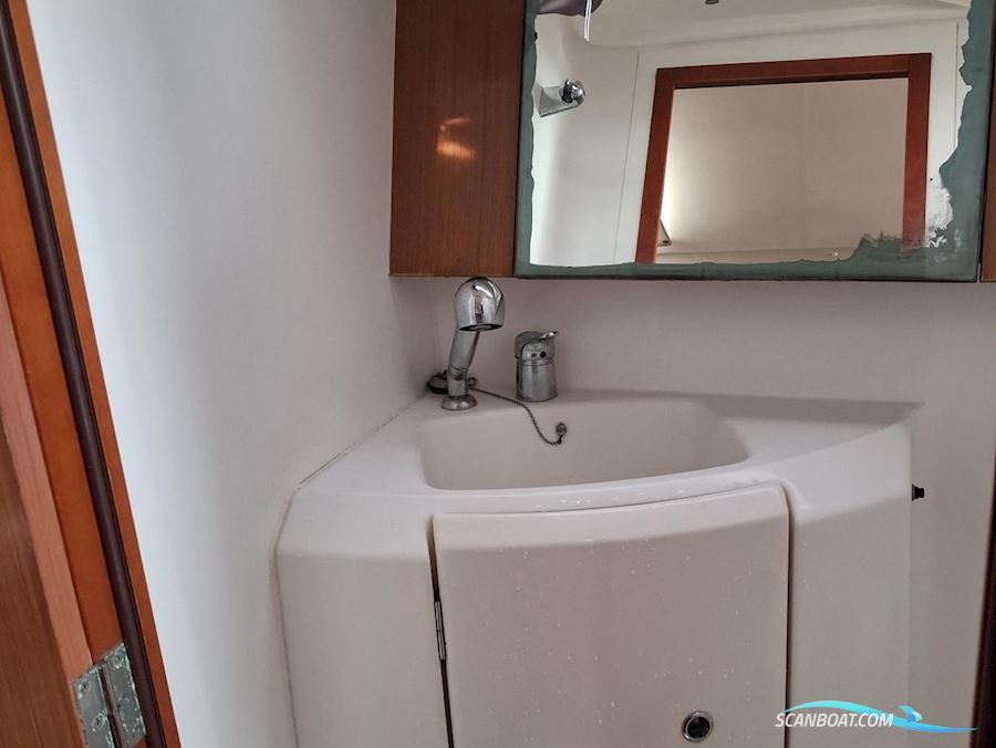 Oceanis 34
