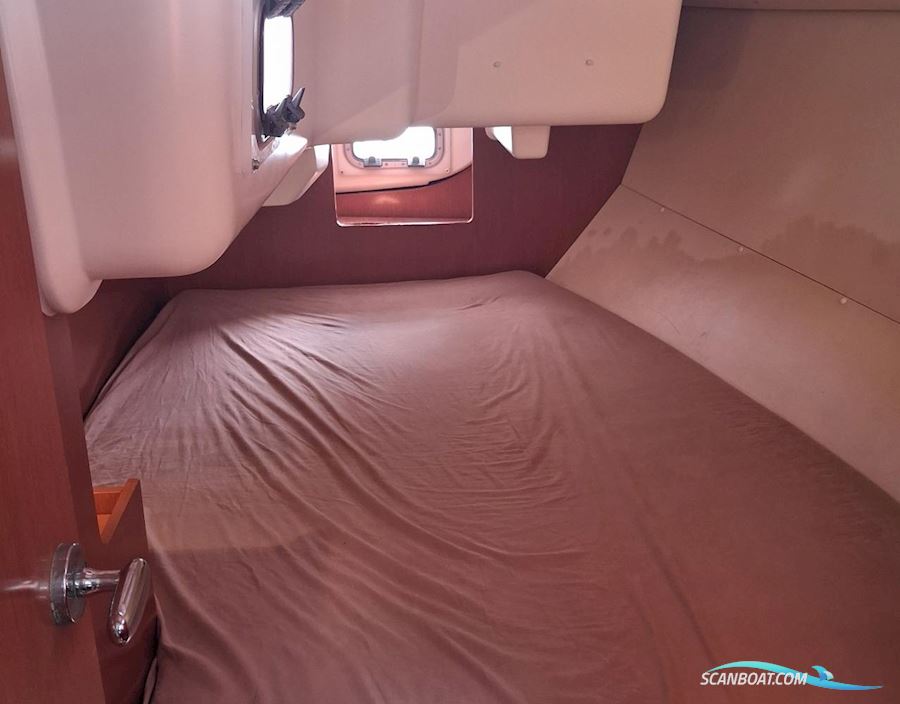 Oceanis 34