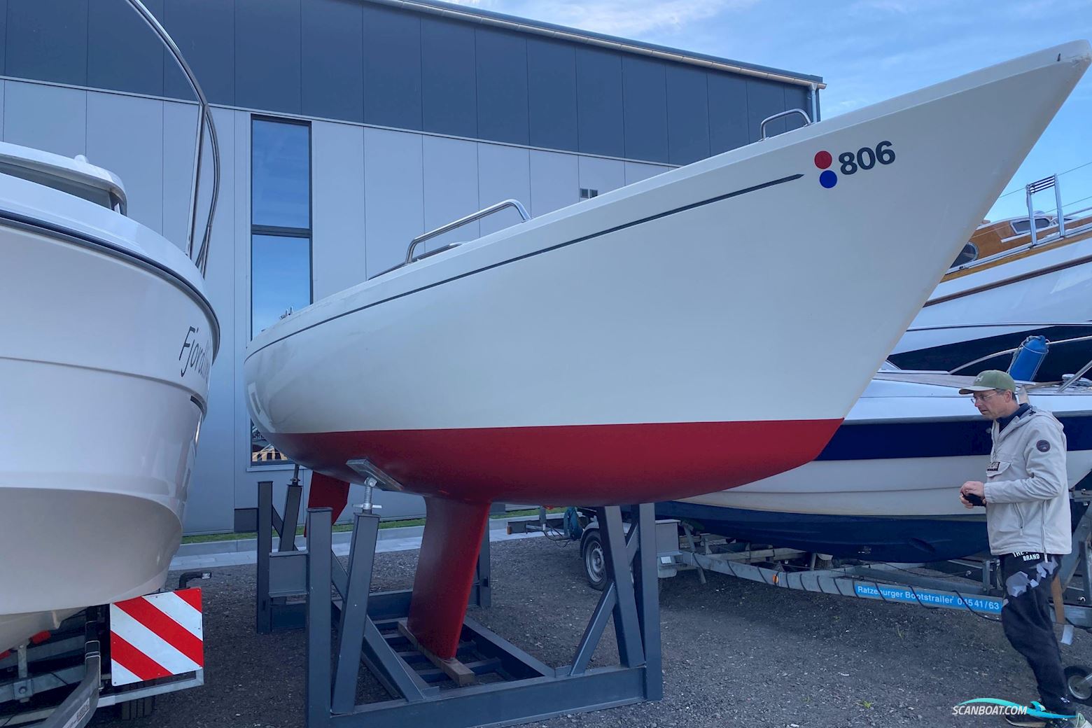 O.L.-Boats One Design International 806