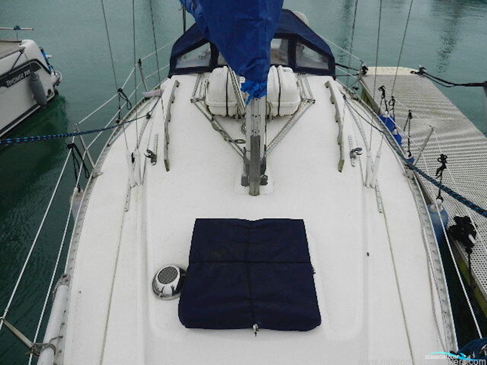 Omega Yachts 28