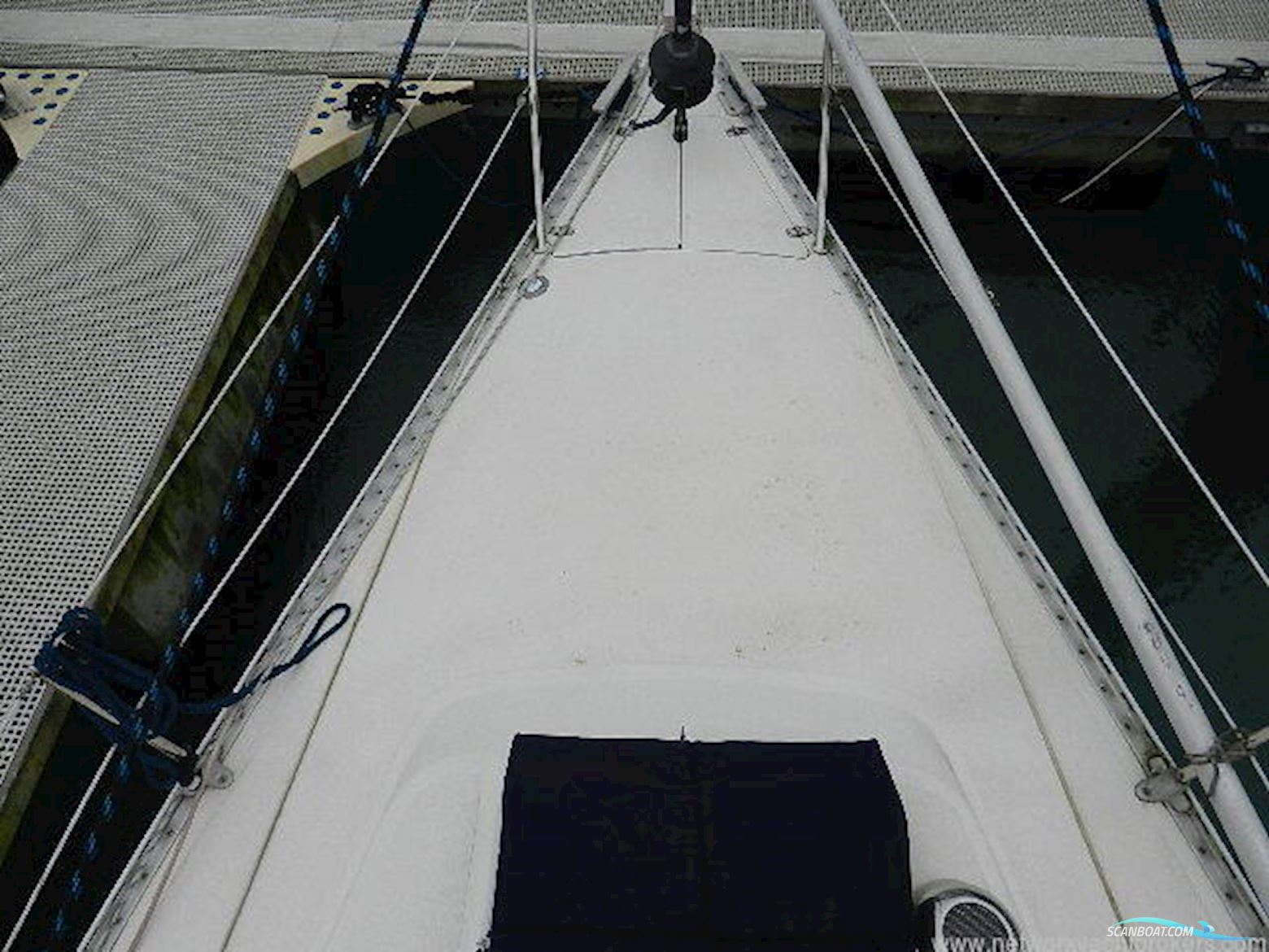 Omega Yachts 28