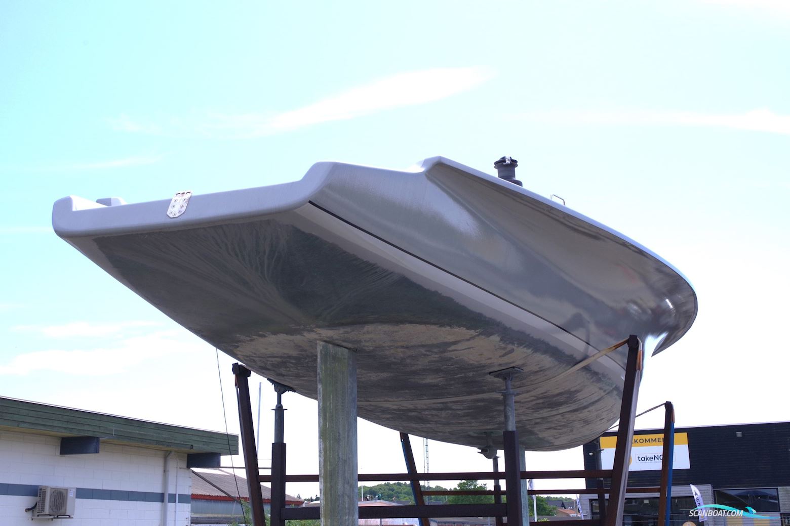 One-Off Mathis 48 Stealth