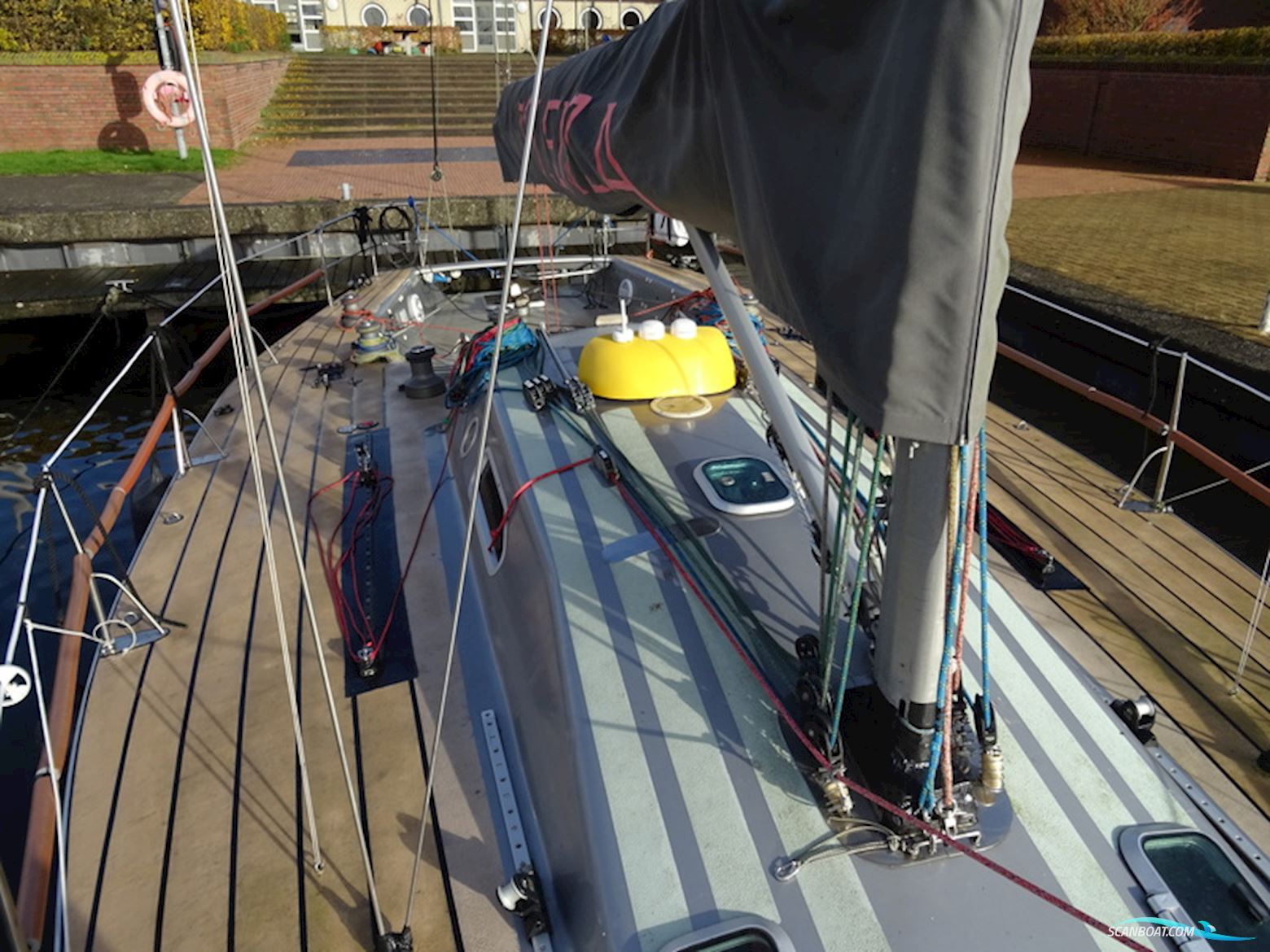 one Tonner Judel & Vrolijk