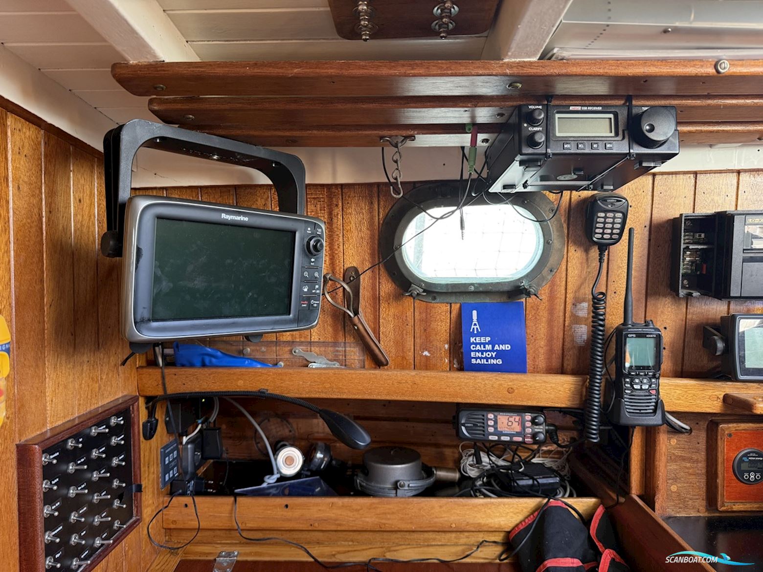 Orca 38