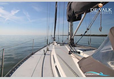 Oyster 41 R Segelbåt 1982, med Nanni motor, Holland