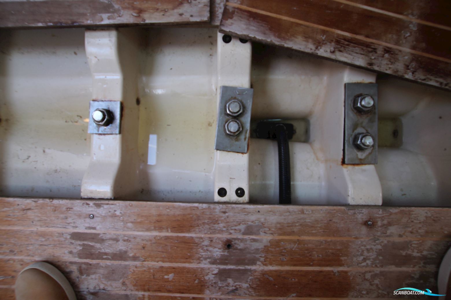 Oyster Lightwave 395 Project