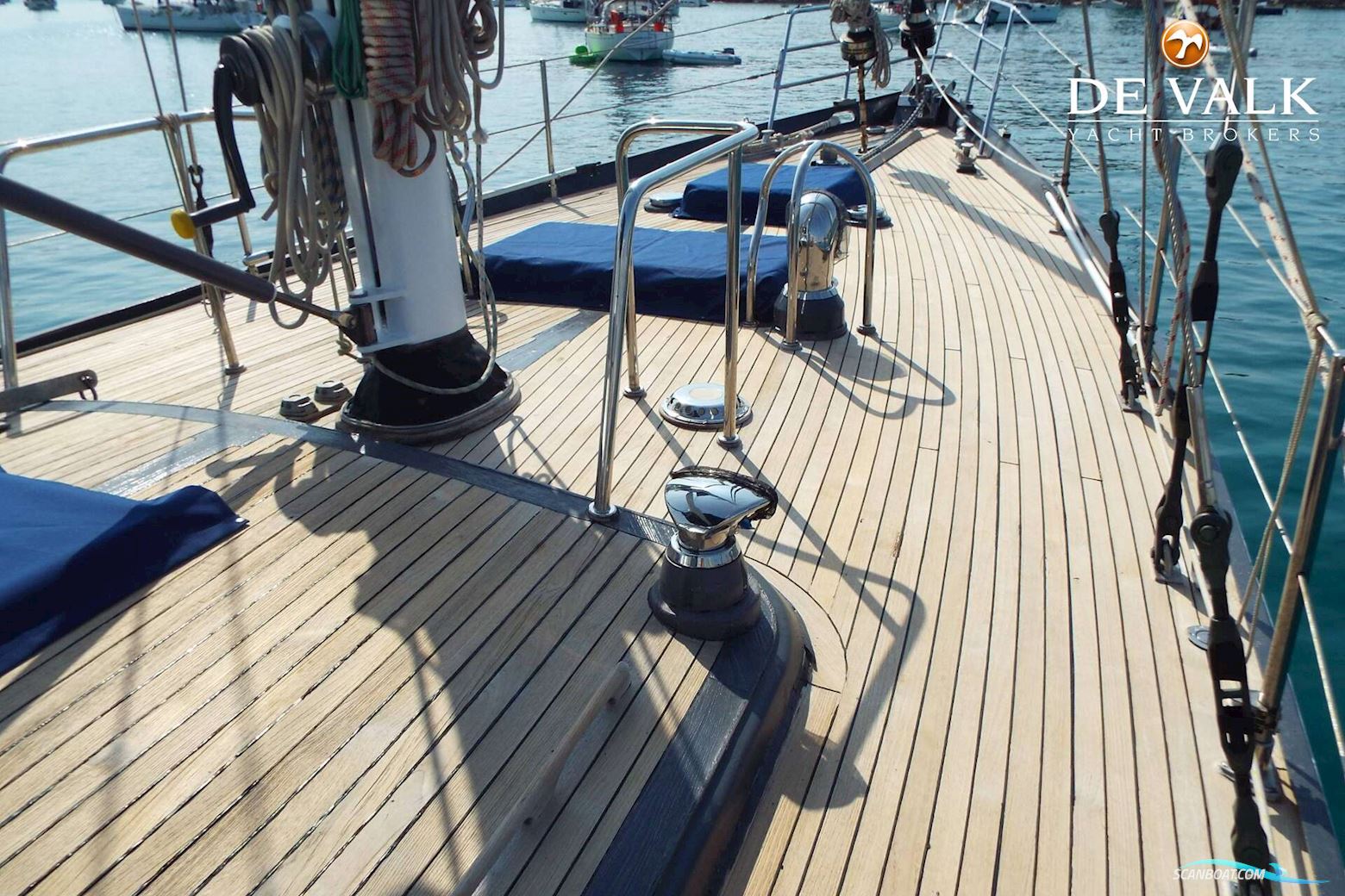 Picchiotti Laurent Giles 65