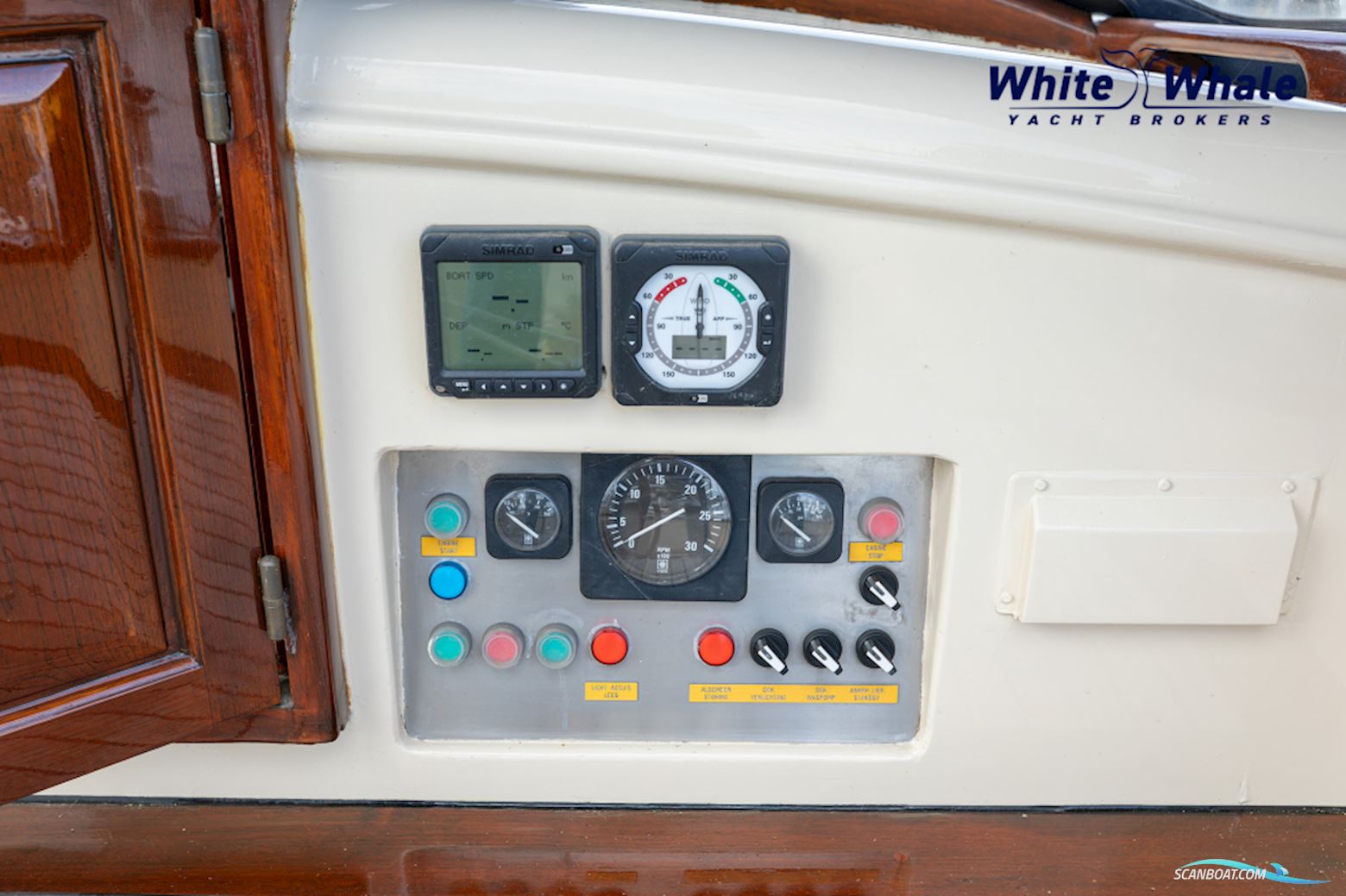 Pieter Beeldsnijder  Stagzeil schoener custom built refit