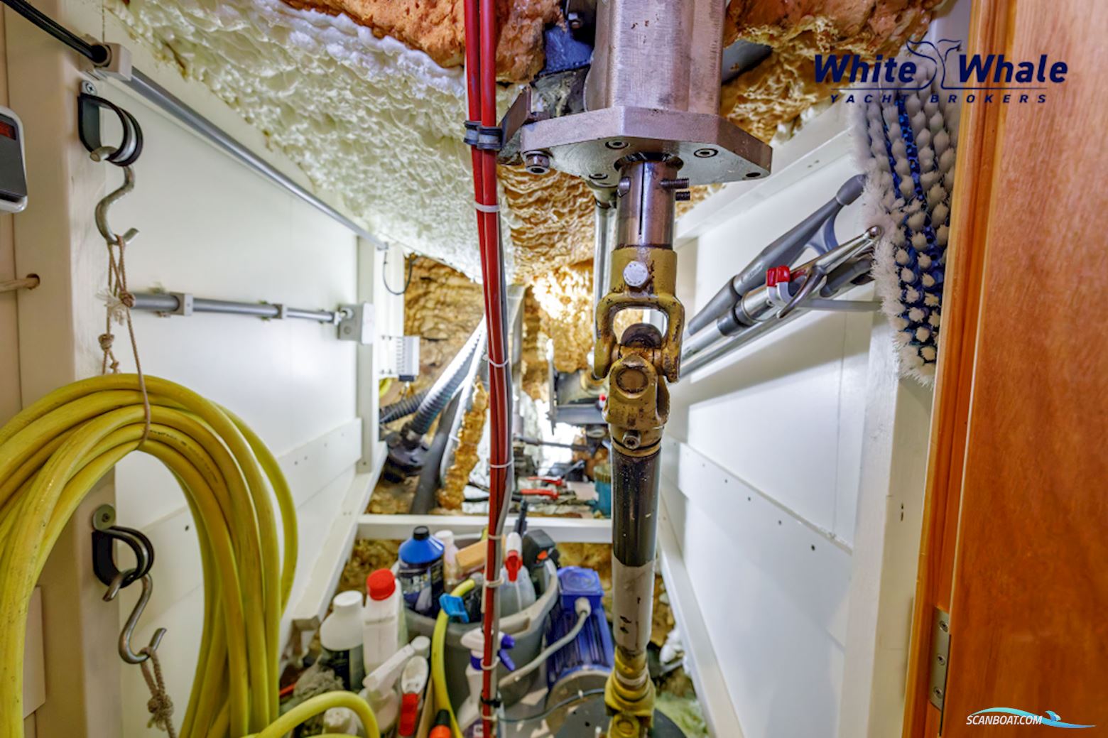 Pieter Beeldsnijder Stagzeil Schoener Custom Built Refit