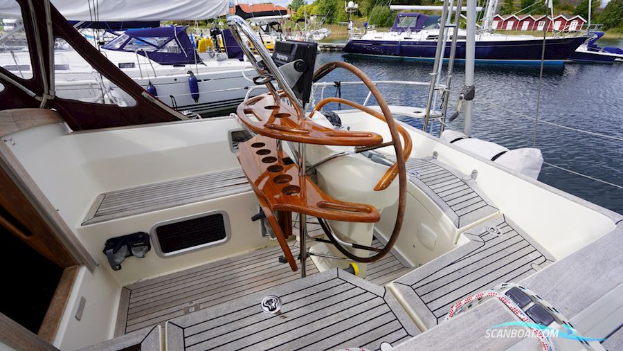 Regina 38