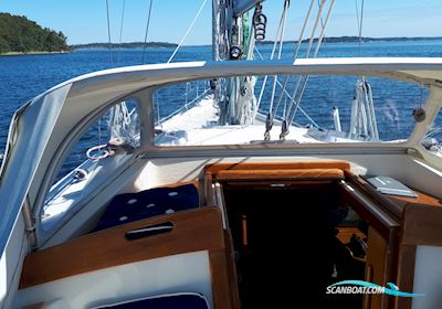 Regina af Vindö 38 DS Segelbåt 2006, med Yanmar 4JH4-E motor, Finland