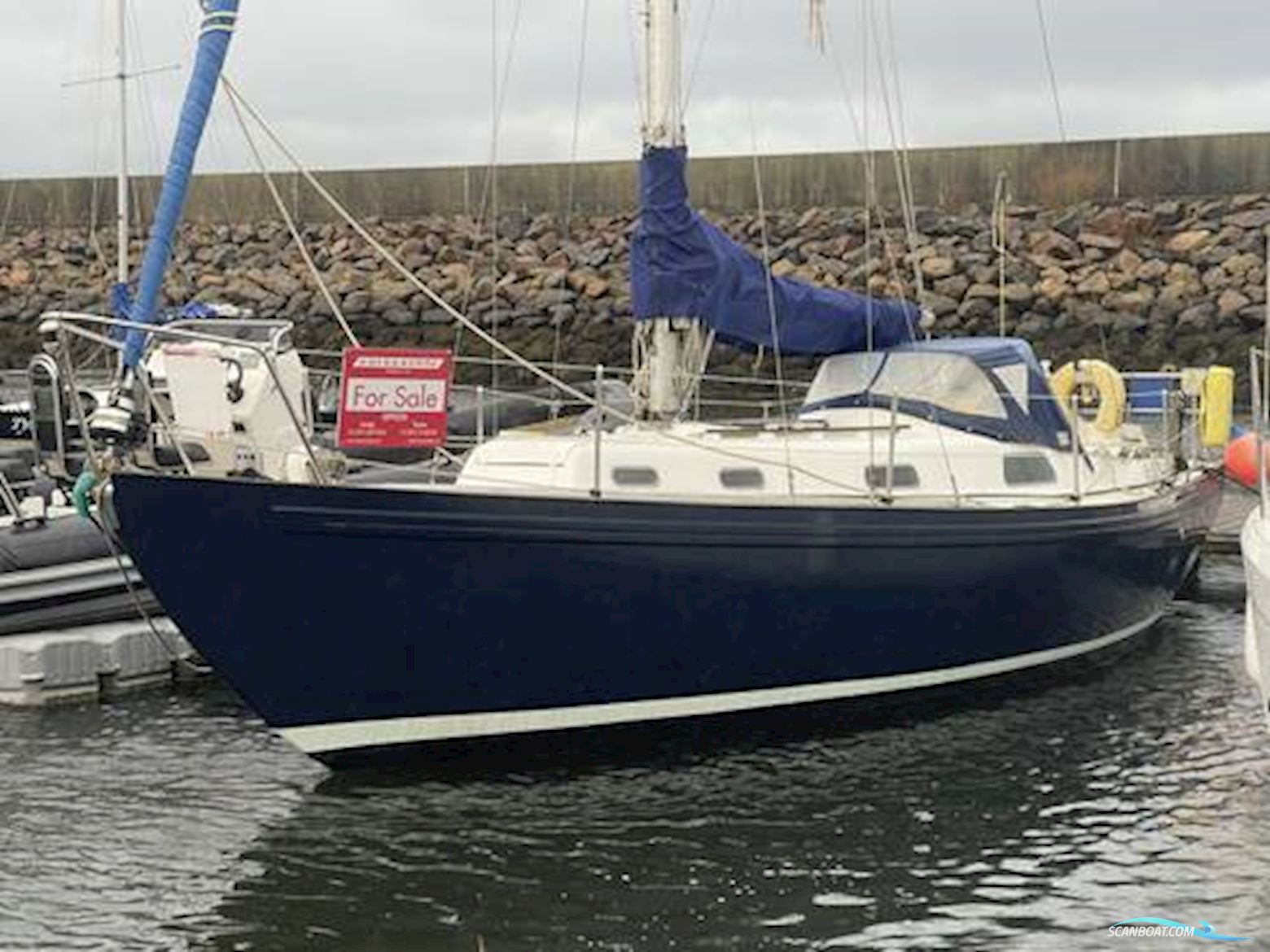 Rival 32 Segelbåt 1974, med Yanmar motor, England