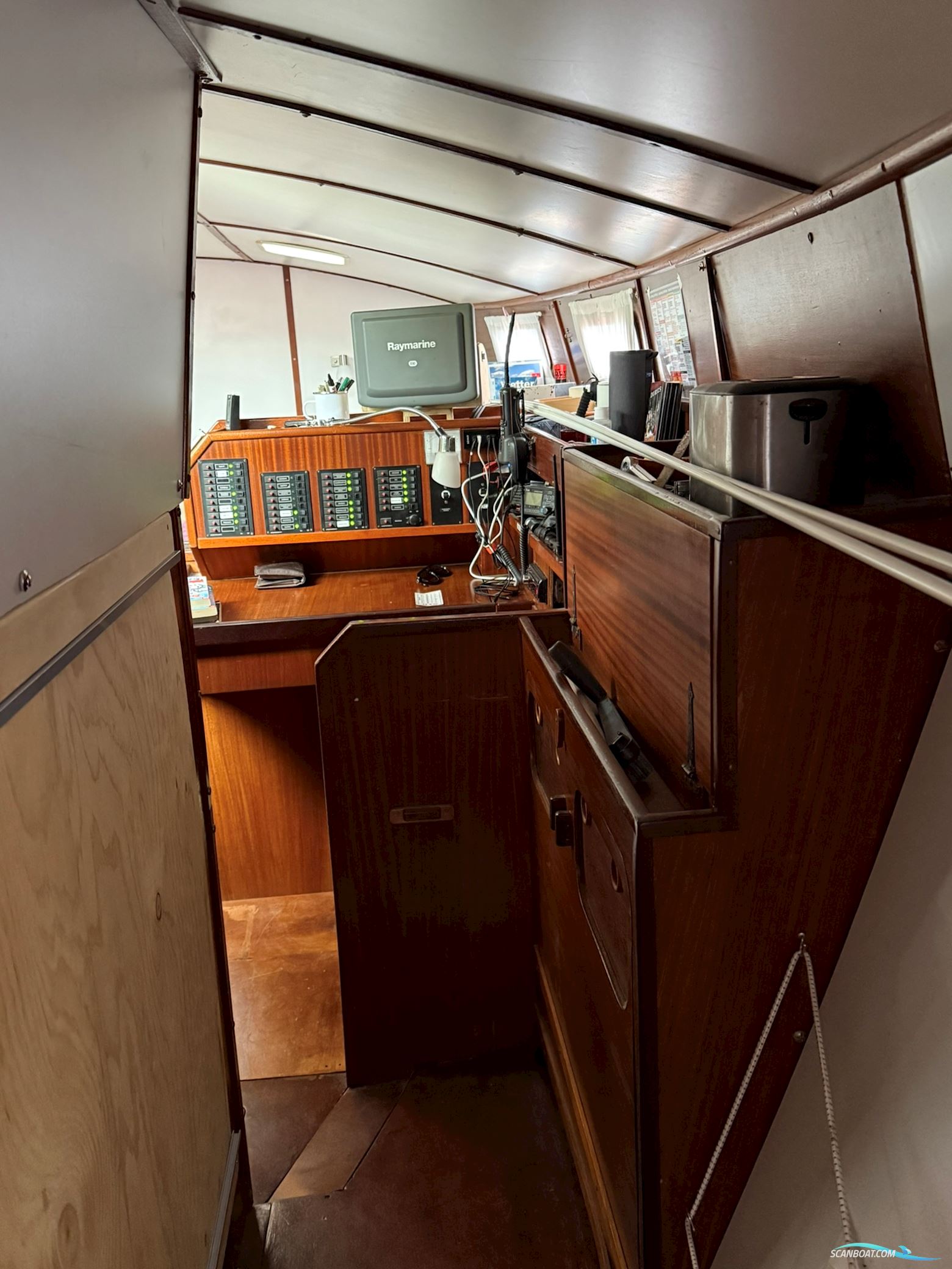 Robert Tucker Ketch R393