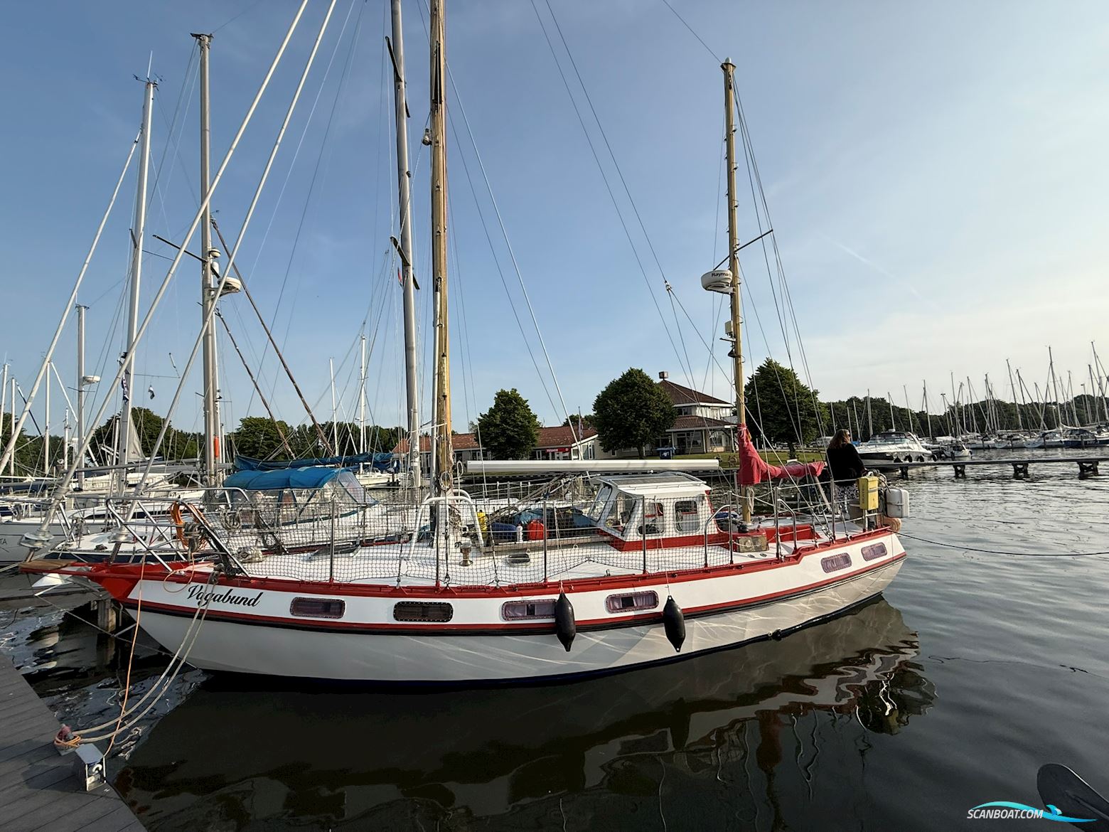 Robert Tucker Ketch R393