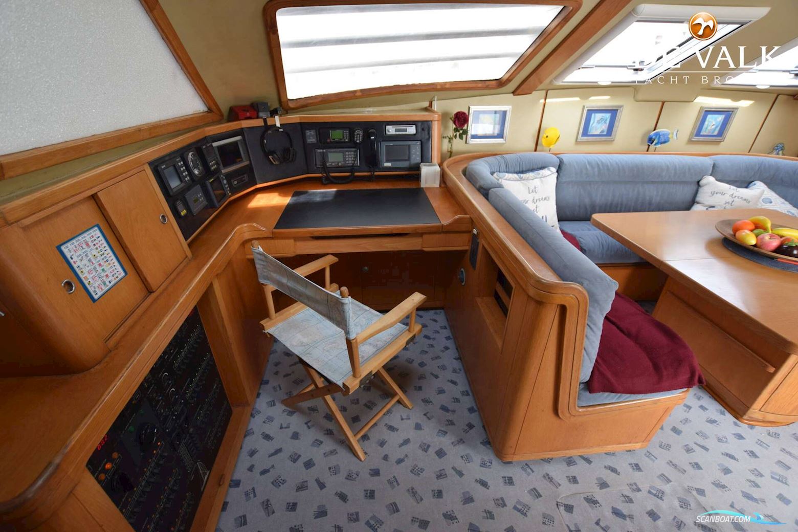 Robertson & Caine One off