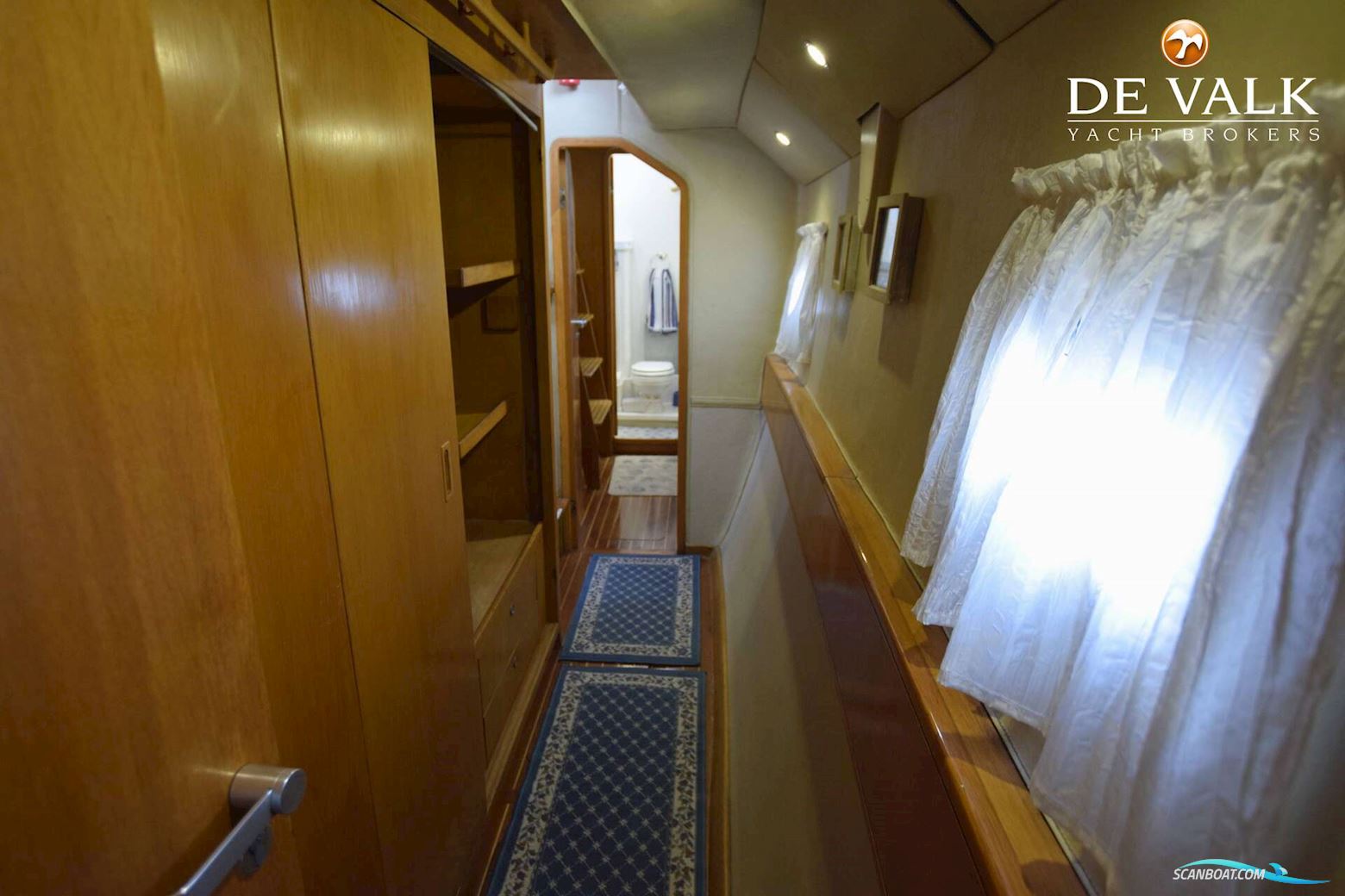 Robertson & Caine One off