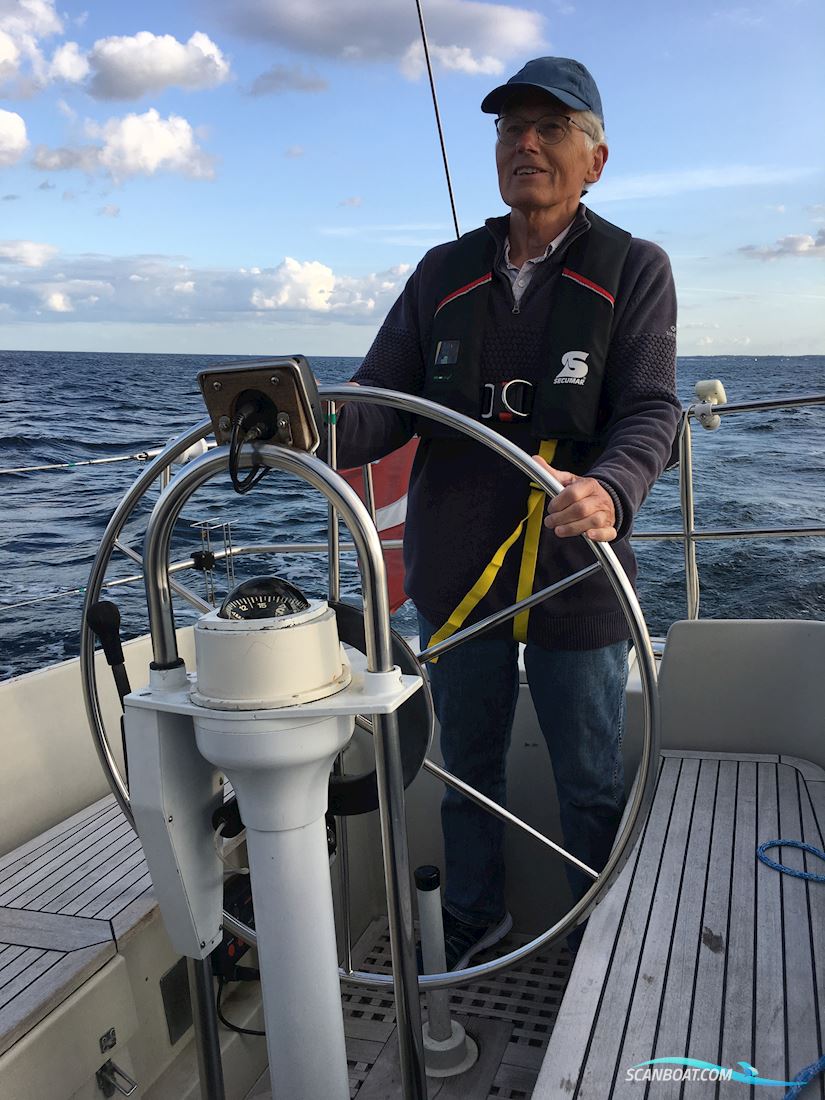 Sagitta 35