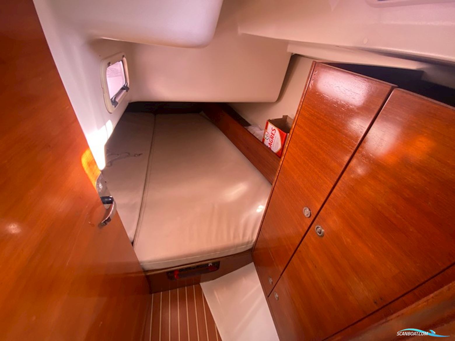 Salona 34