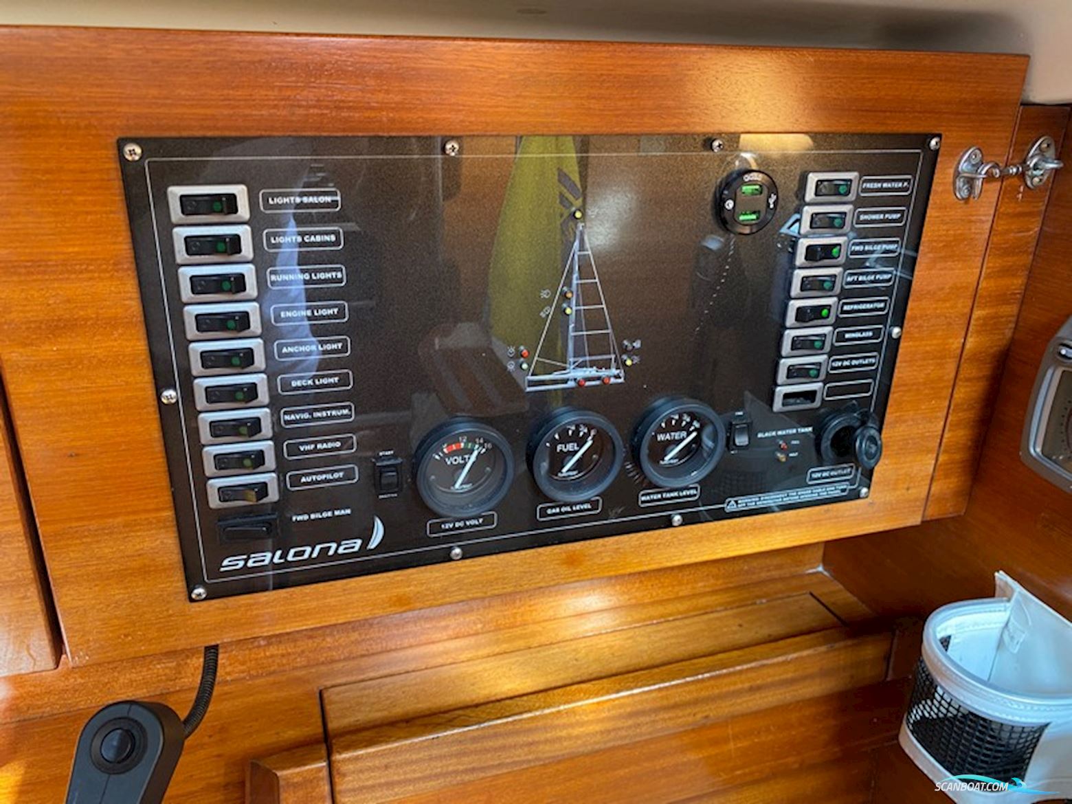 Salona 34
