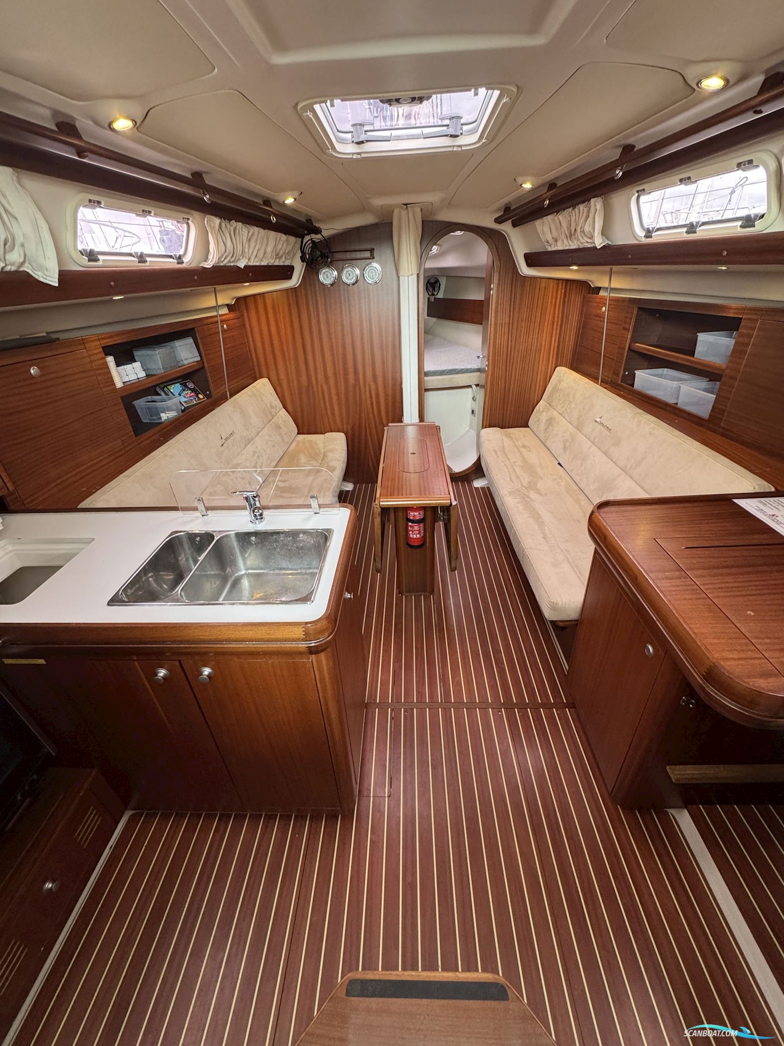 Salona 37 2008 - EU VAT Paid. Performance and comfortable living space combined.