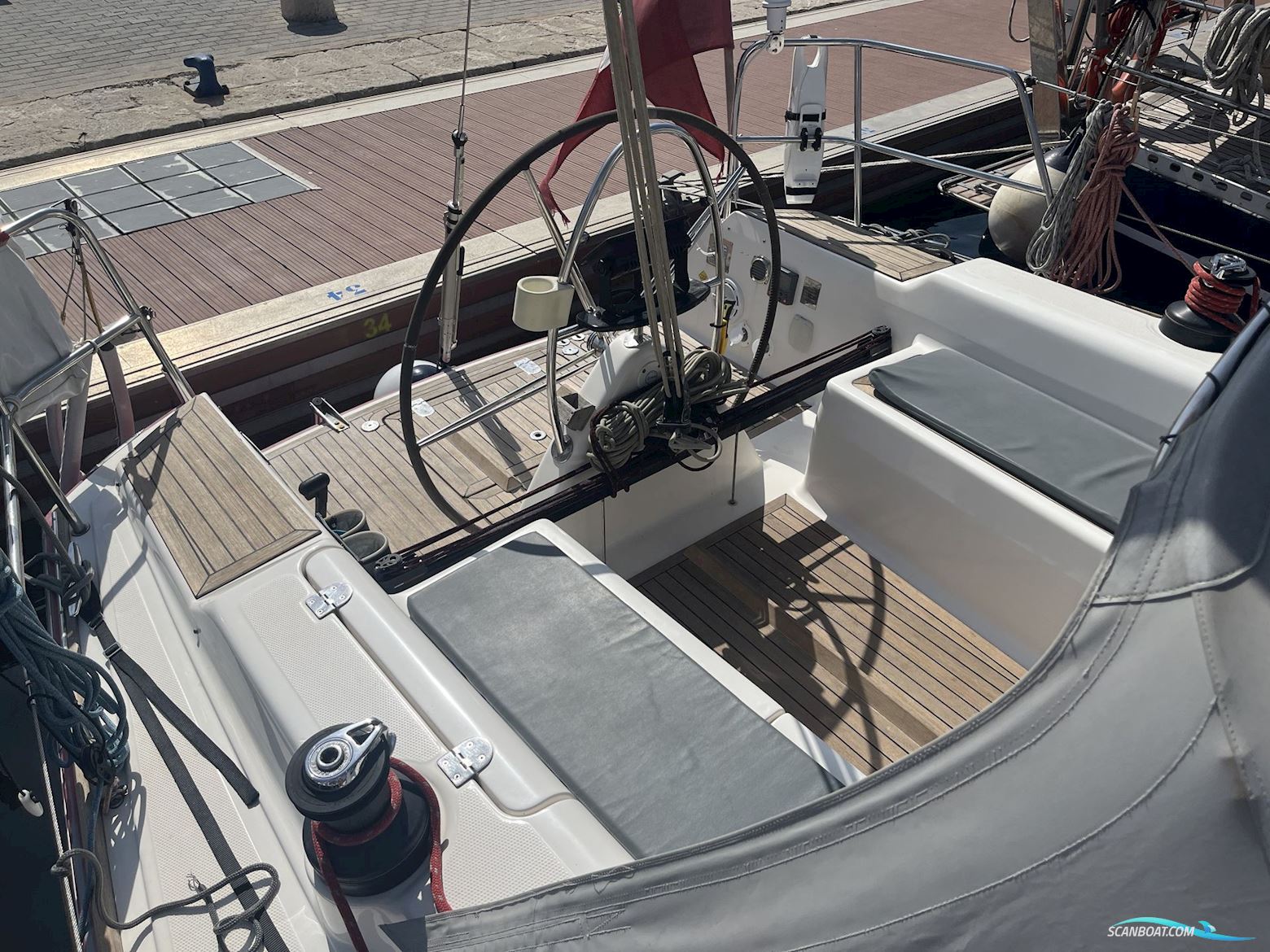 Salona 37 2008 - EU VAT Paid. Performance and comfortable living space combined.