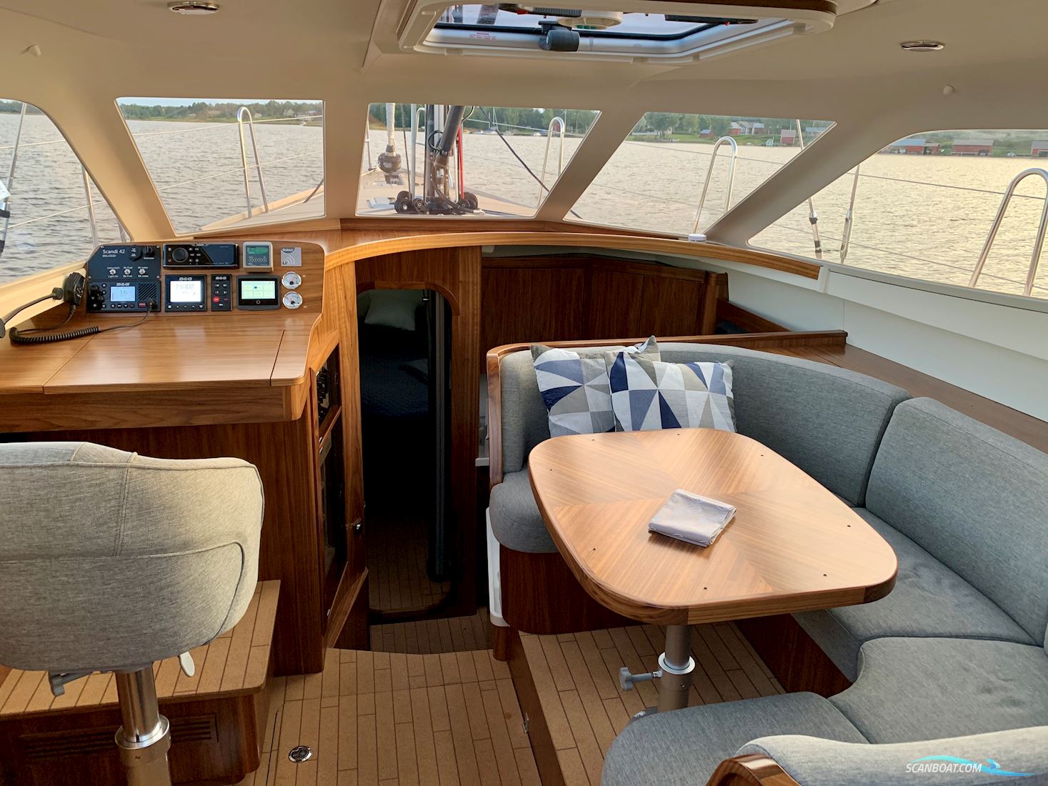 Scandi 42