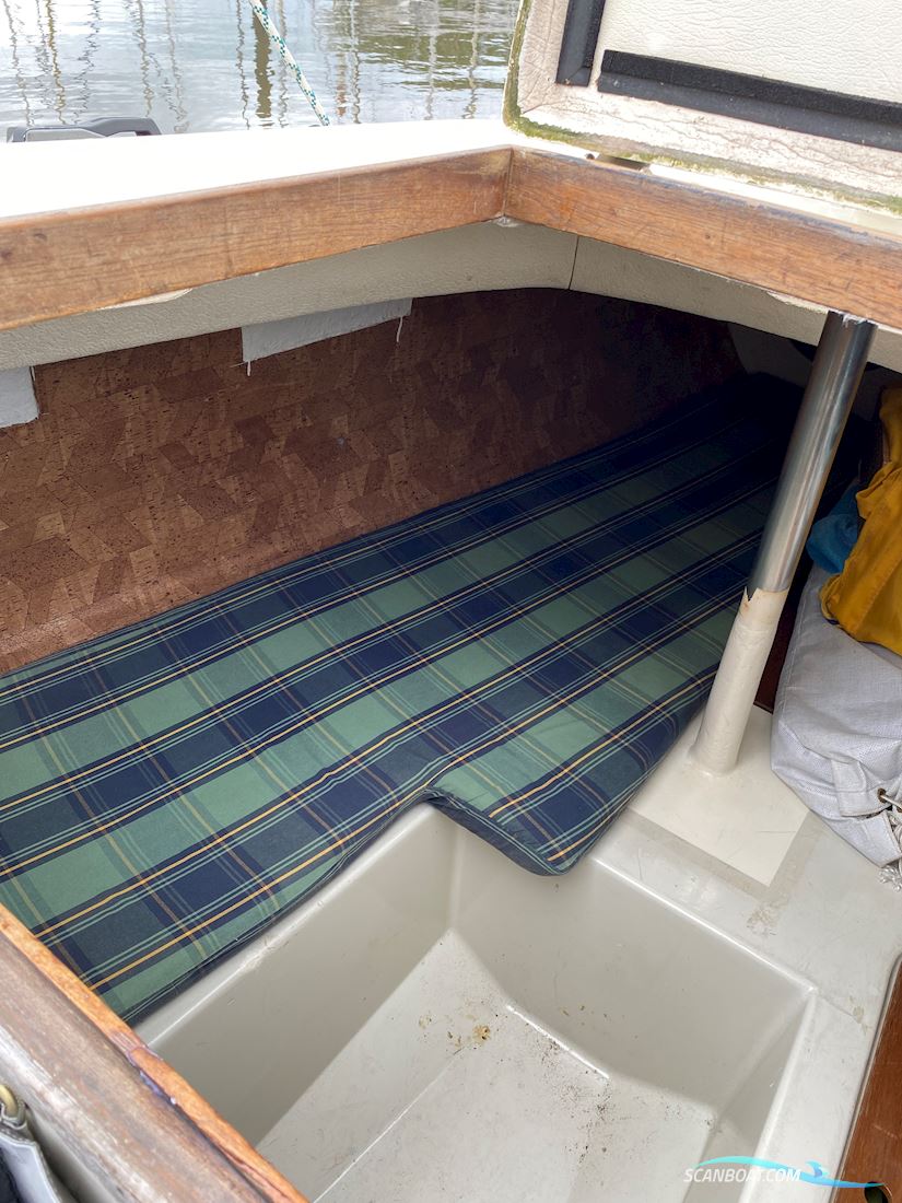 Schärenkreuzer Lotus 40