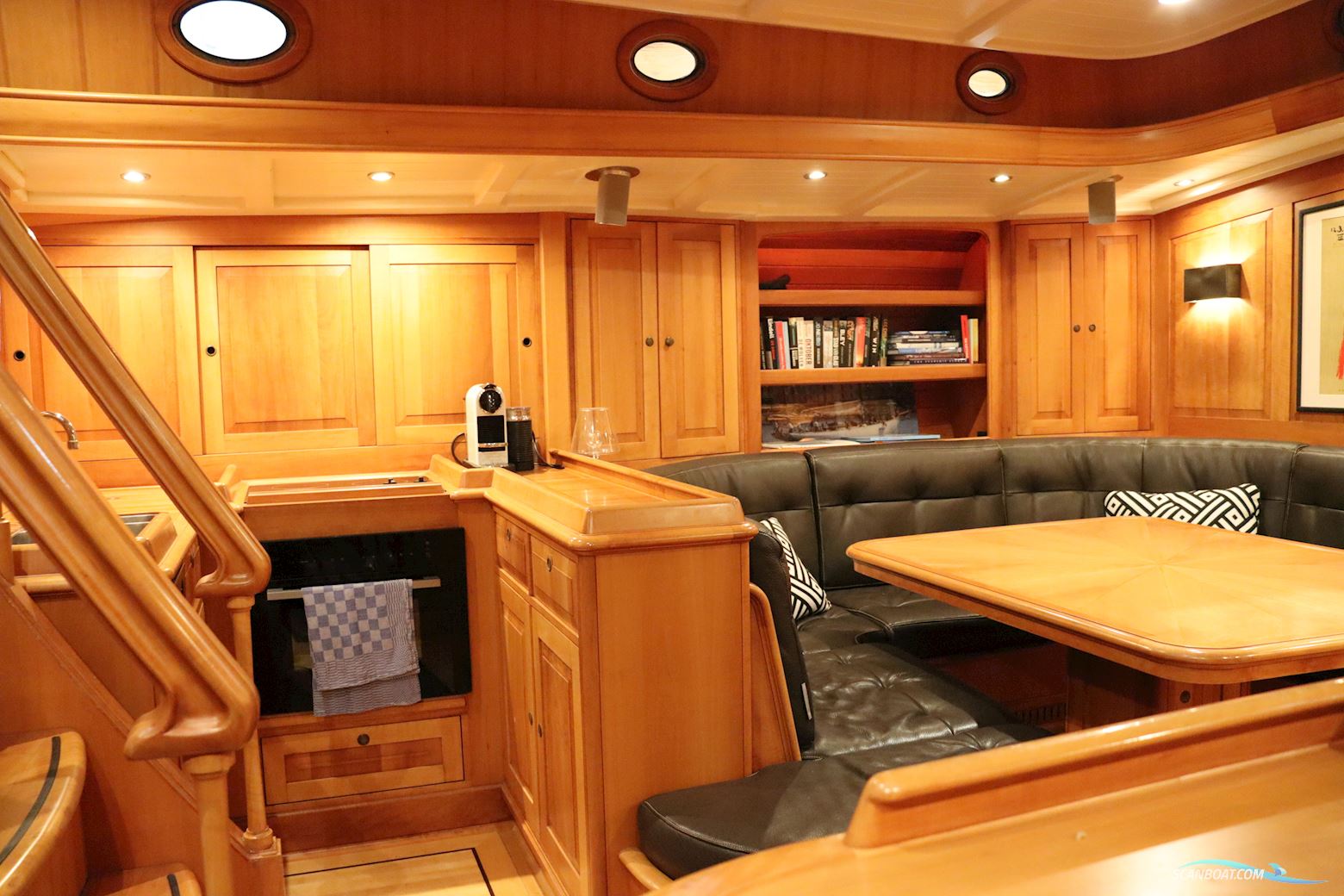 Schokker 18.60 Meter Hoek Design