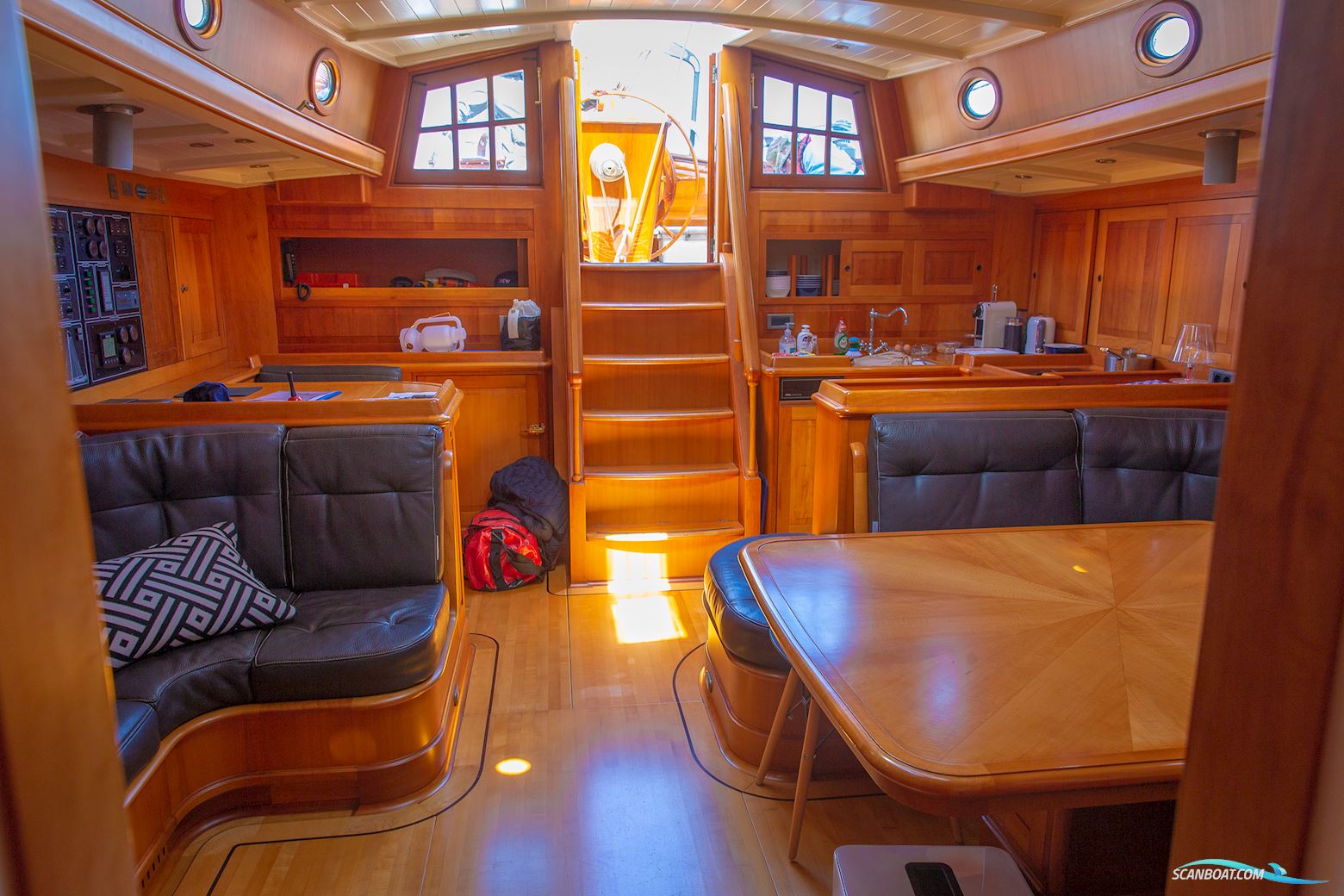 Schokker 18.60 Meter Hoek Design