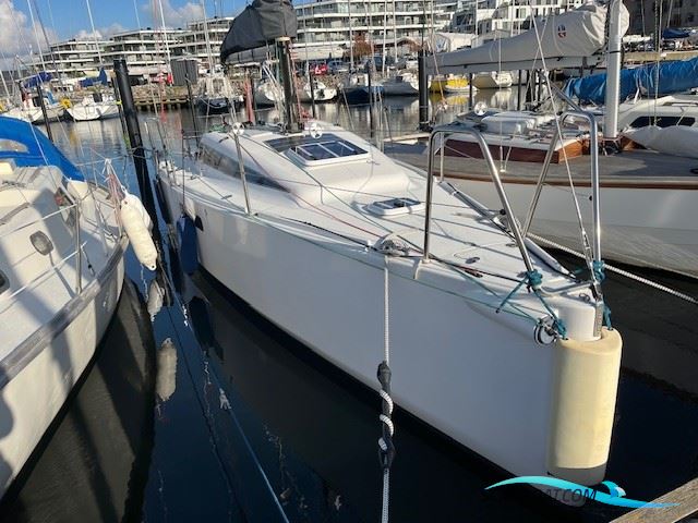 Seascape 27 med Harbeck alu trailer. 
