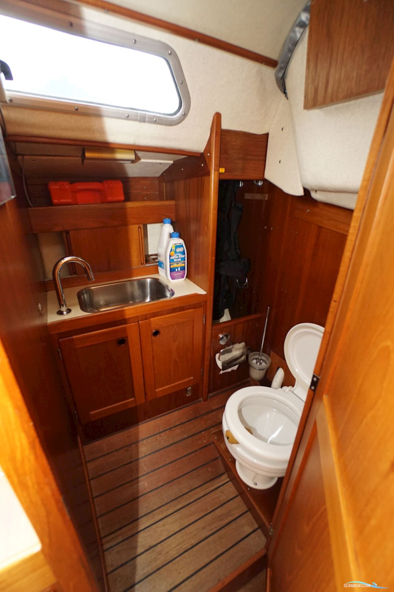 Sirena 38