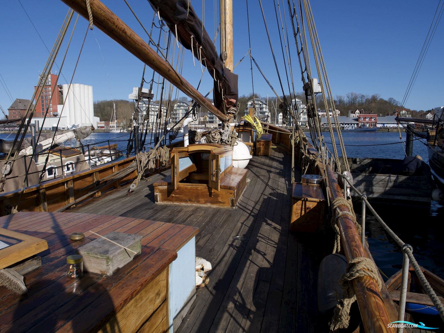 Skagen Boatyard Shark Cutter/Haicutter