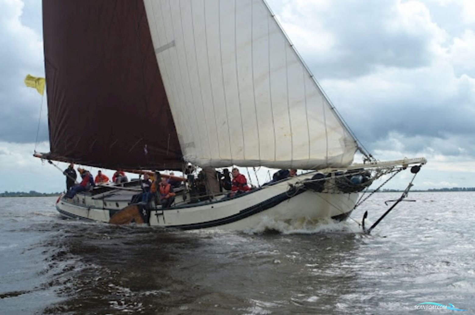 Skutsje 19.25 Segelbåt 1902, med Perkins motor, Holland