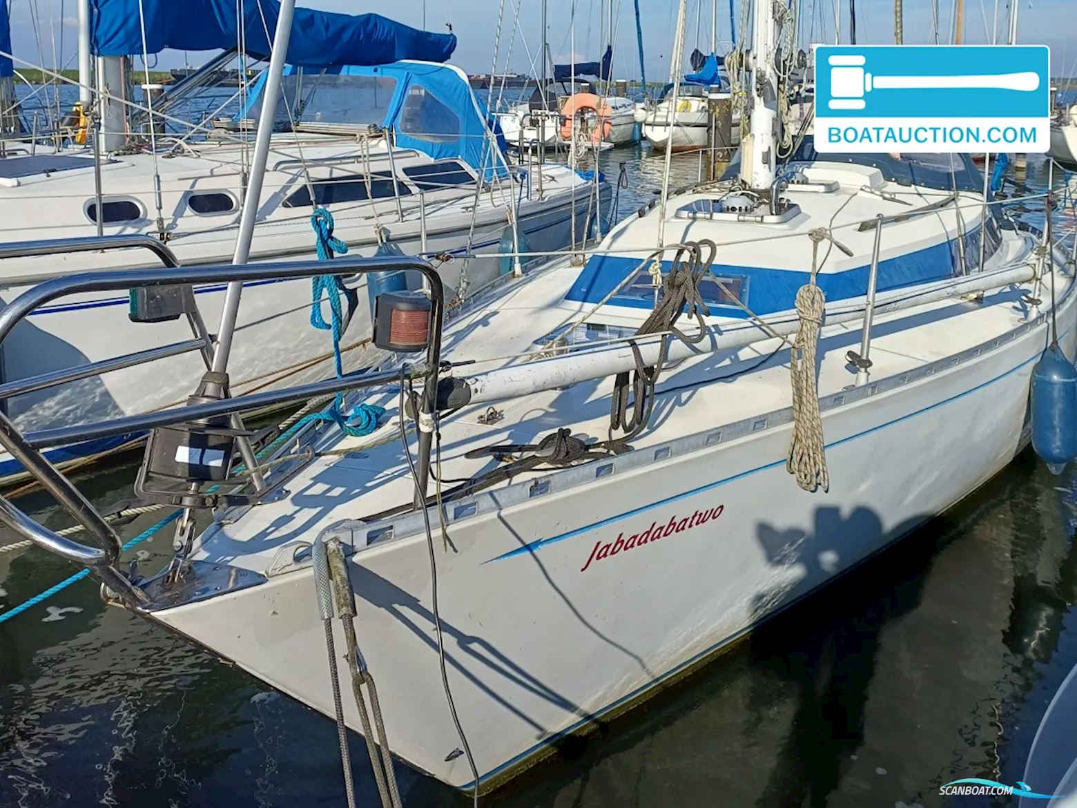 Standfast 33