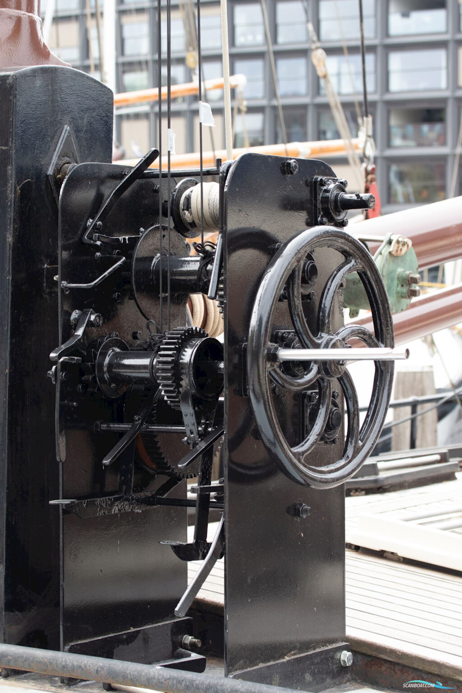 Stevenaak Zeilcharter geschikt als woonschip te koop