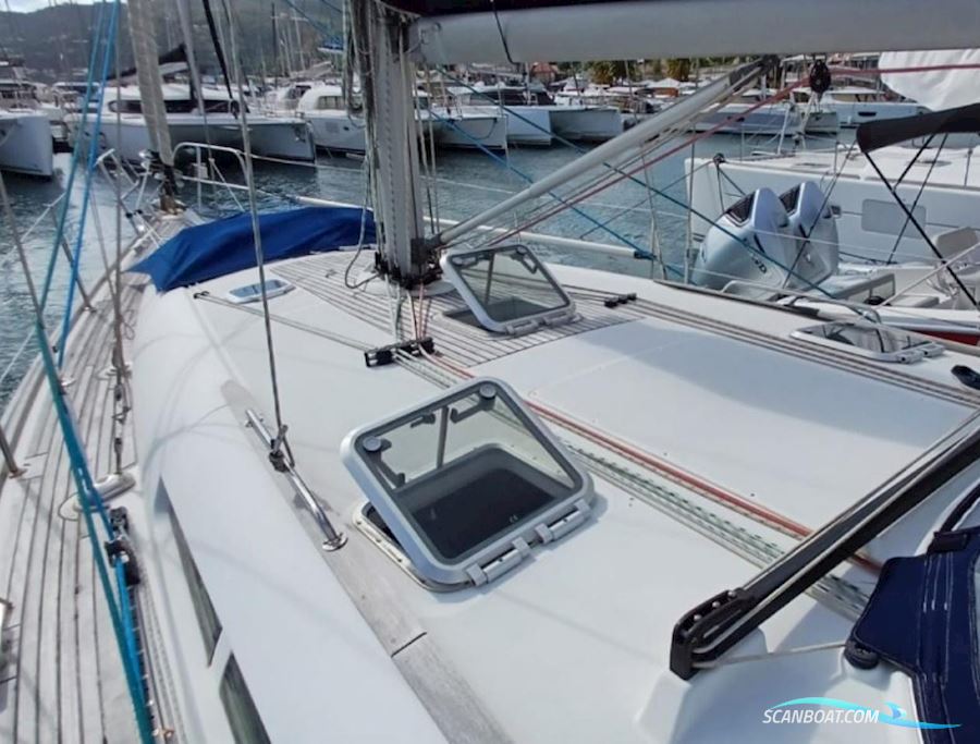 Sun Odyssey 45