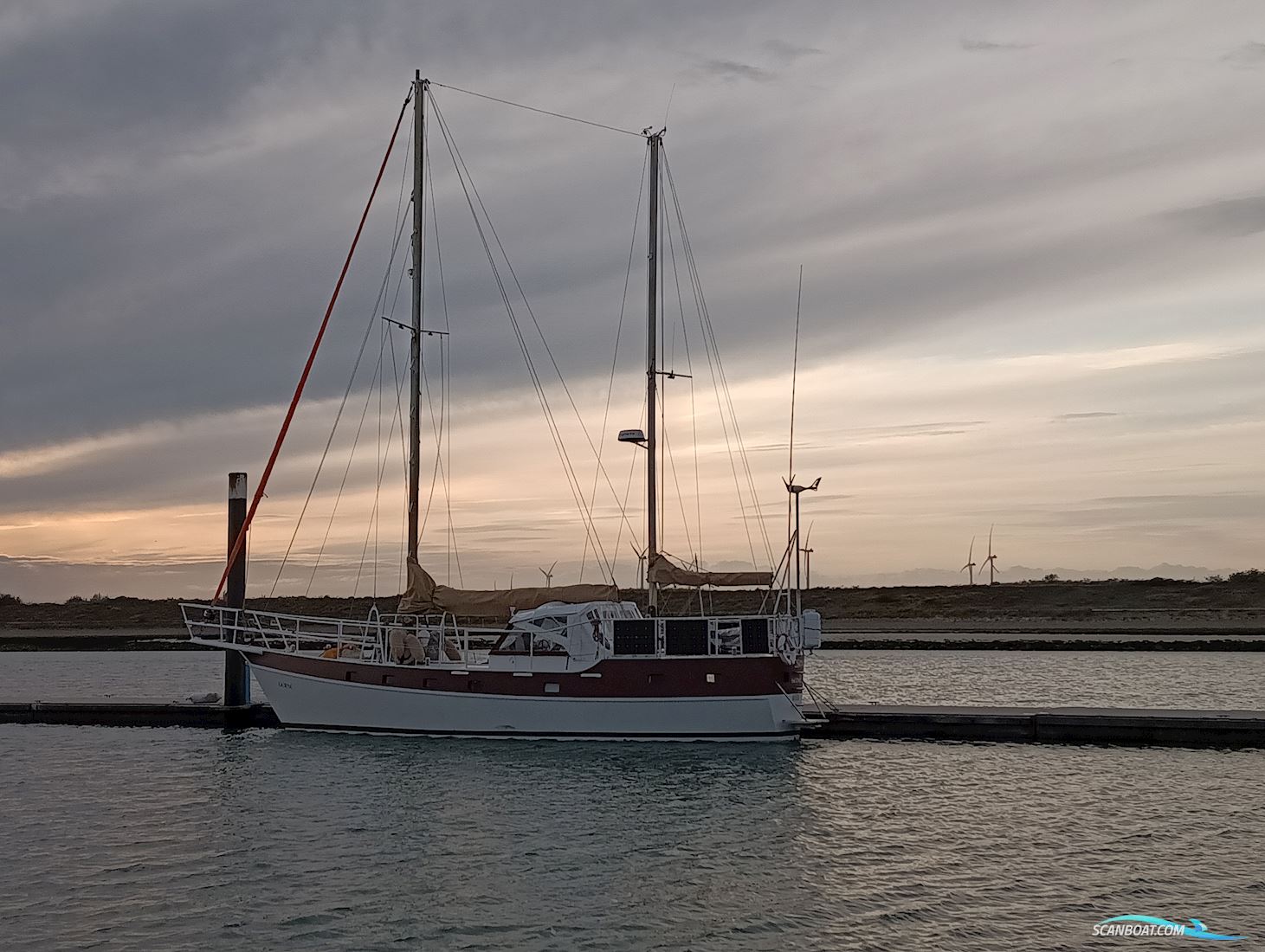 Suncoast 42 Segelbåt 1975, med Yanmar 4JH100 motor, Frankrike