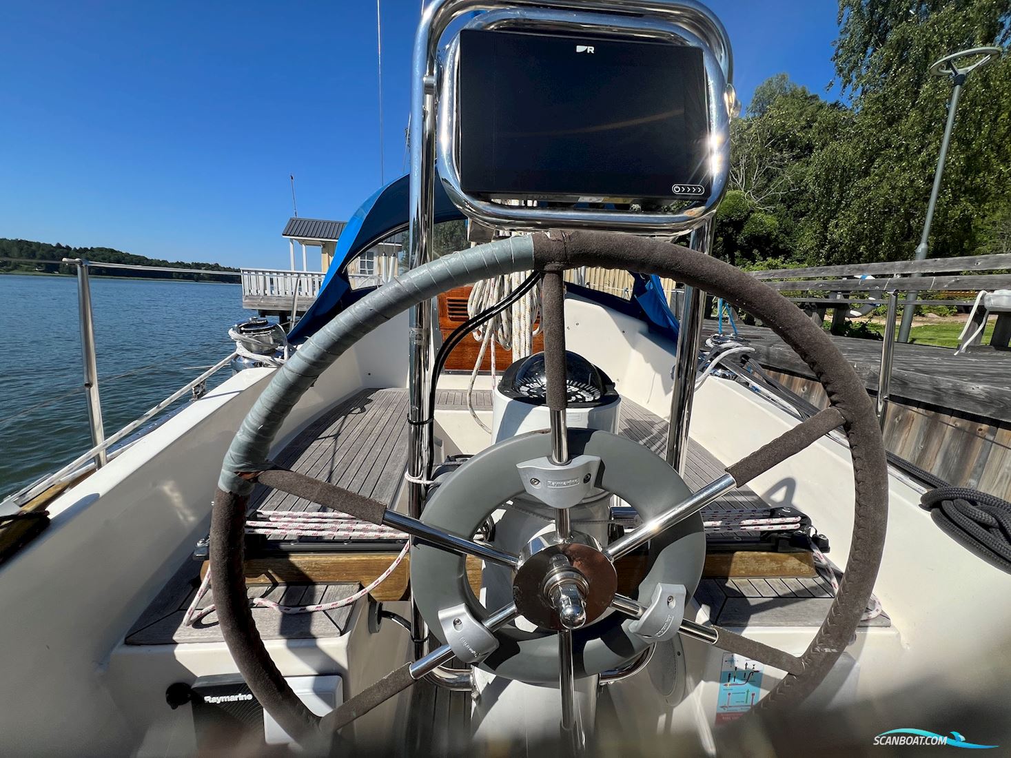 Swan 37