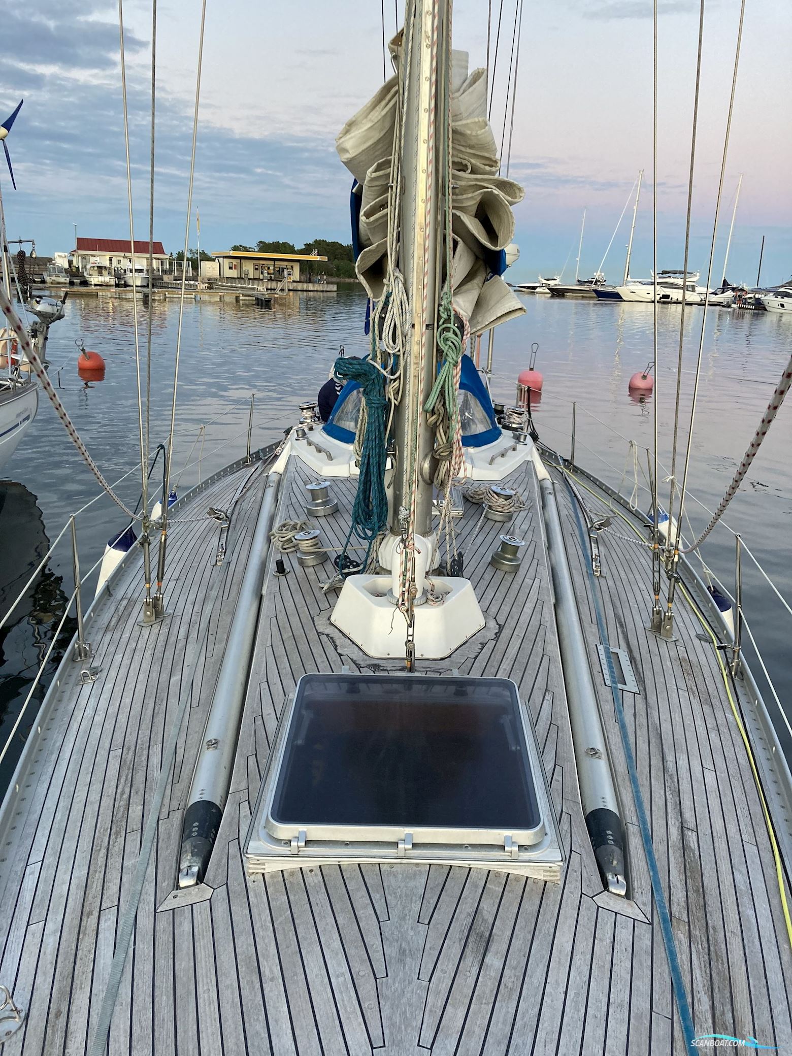 Swan 38