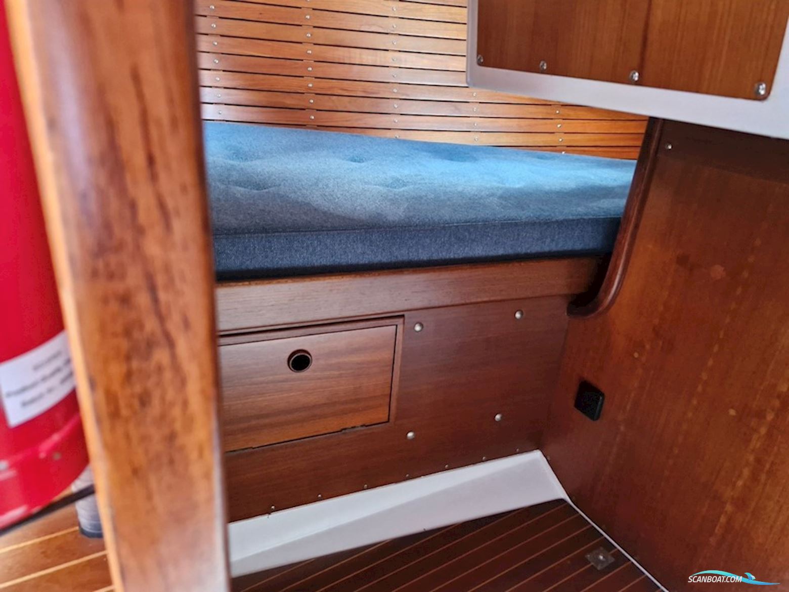 Swan 38