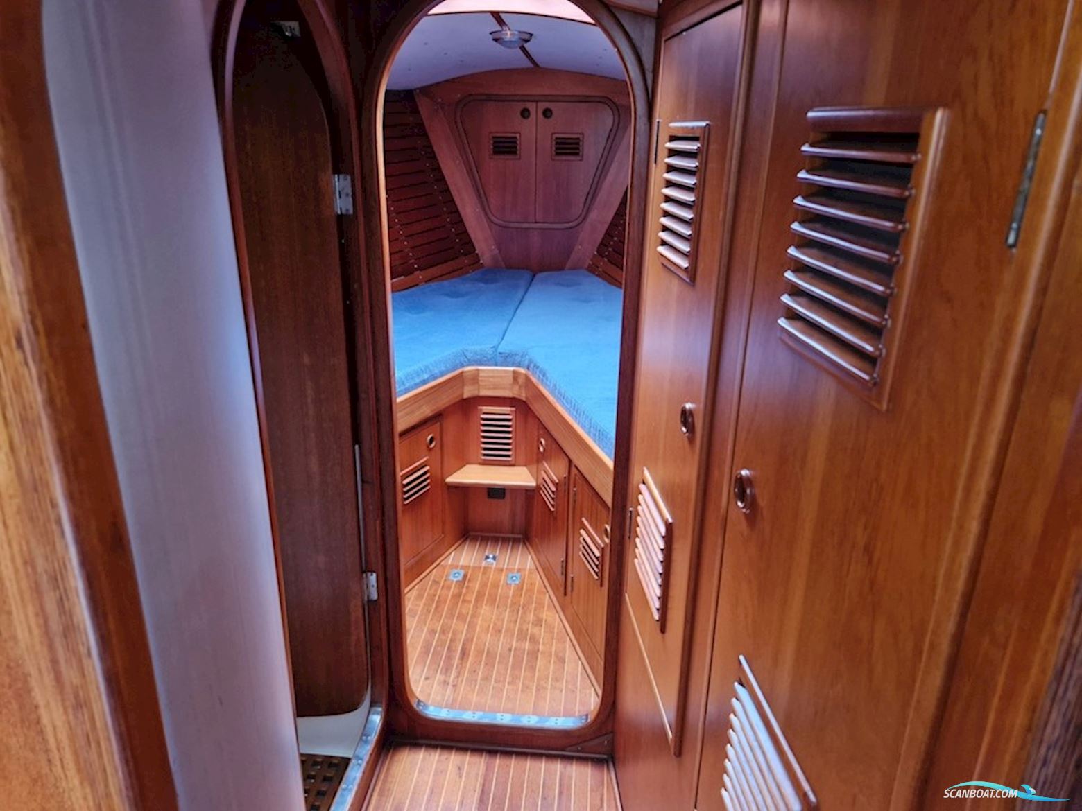 Swan 38