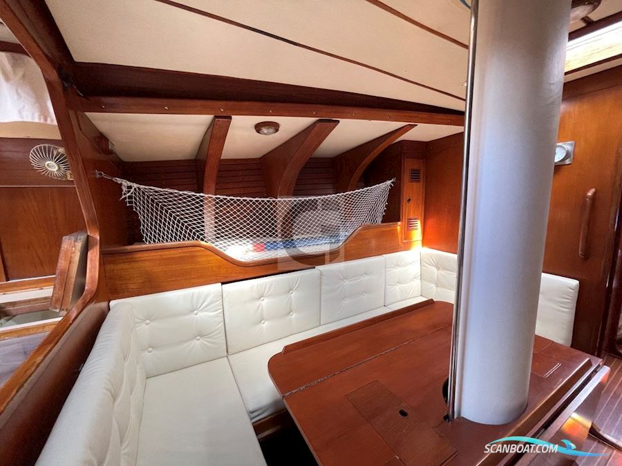 Swan 47