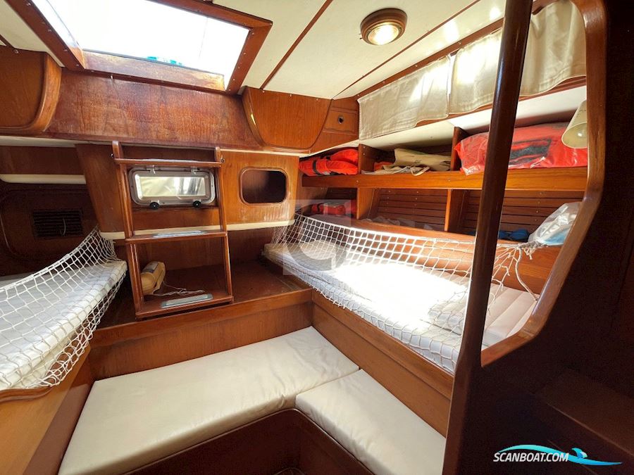 Swan 47