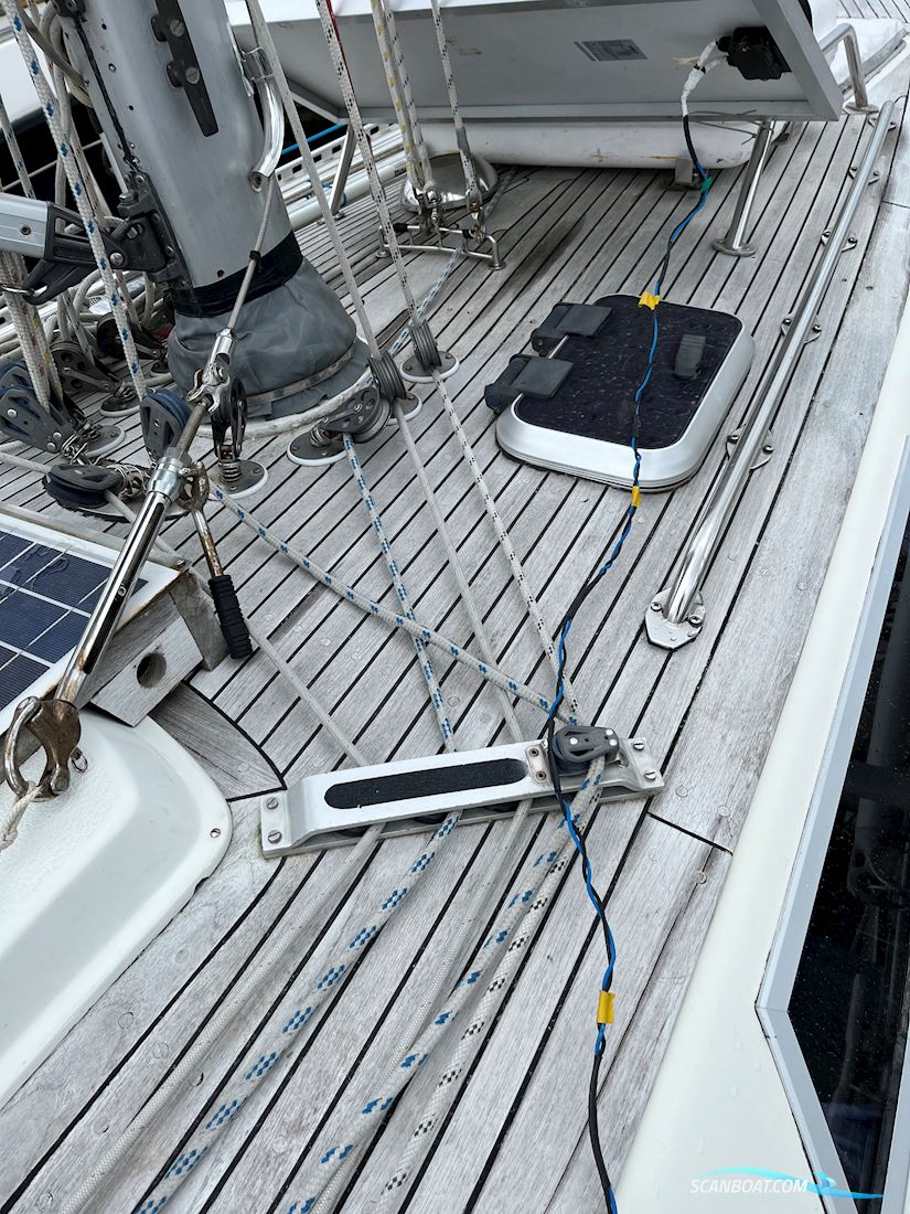 Sweden Yachts 34